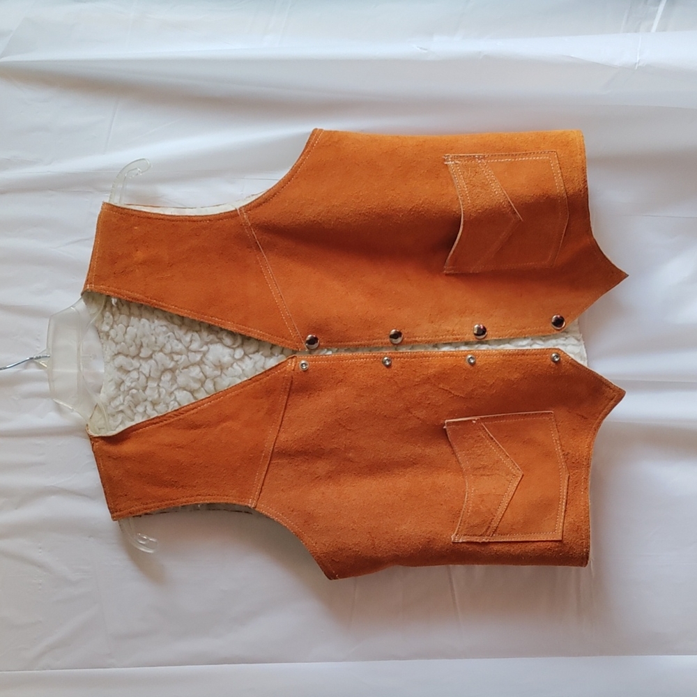 Lined leather vest size M